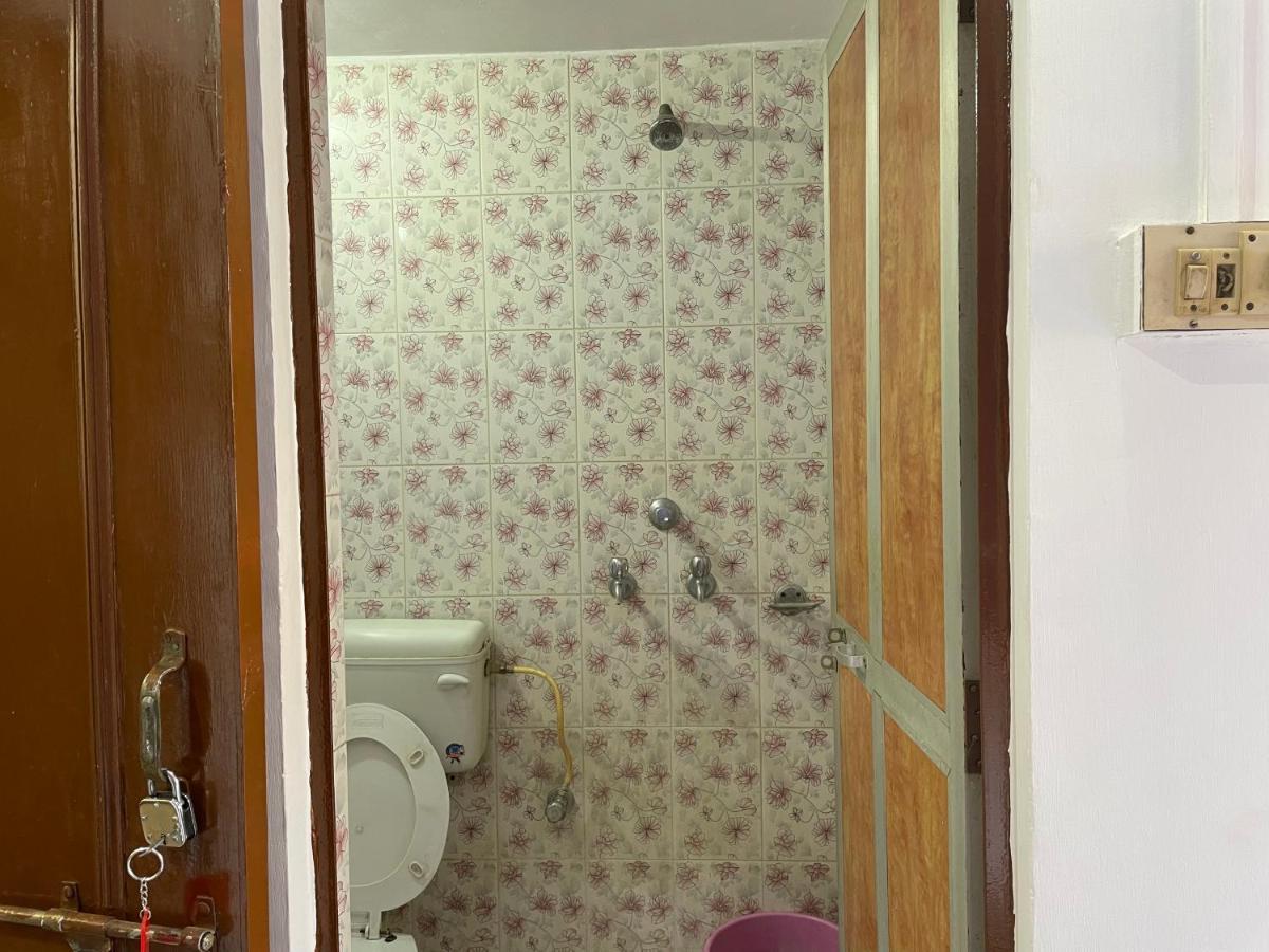 Indra Paying Guest House Bénarès Extérieur photo