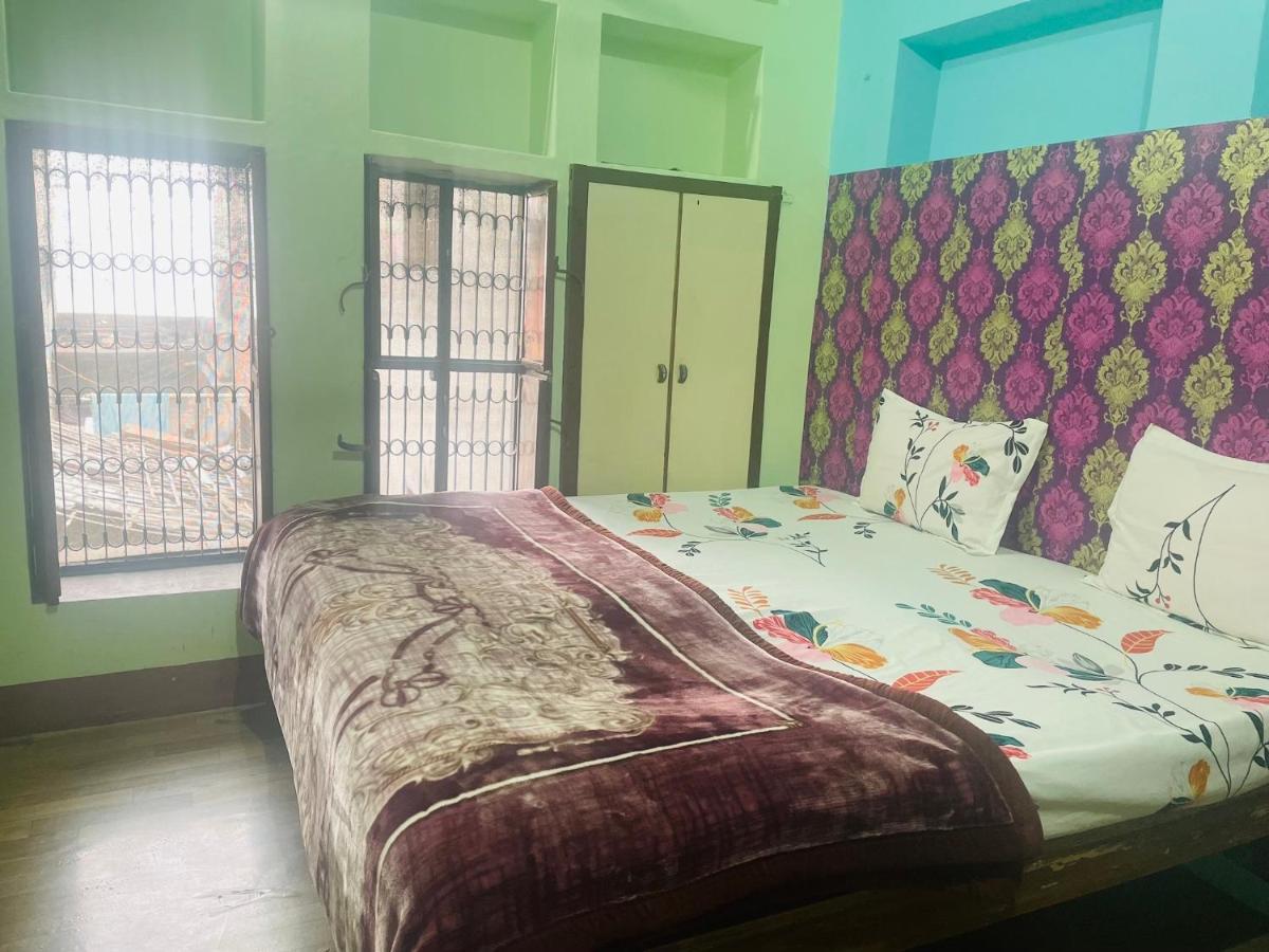 Indra Paying Guest House Bénarès Extérieur photo
