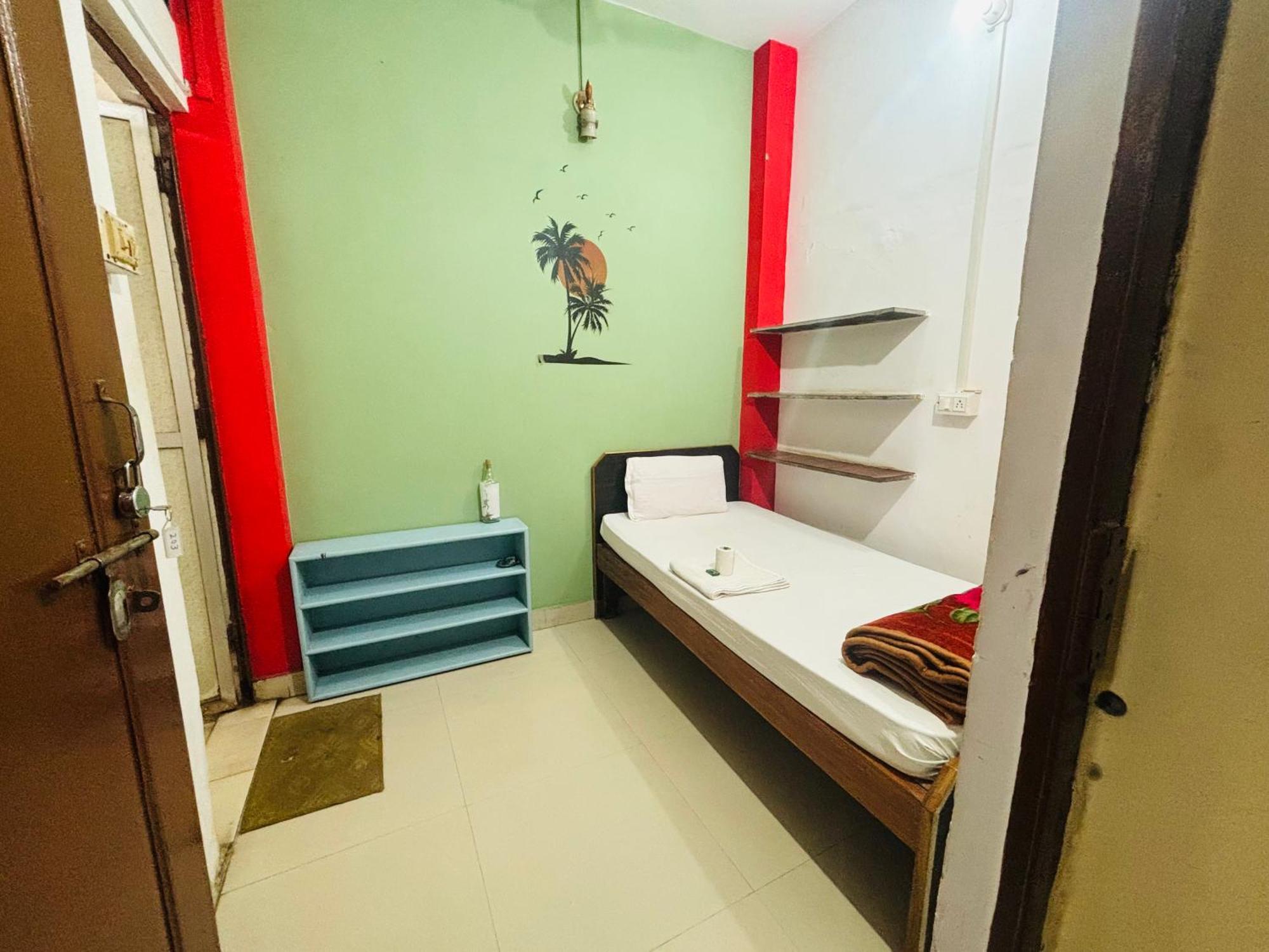 Indra Paying Guest House Bénarès Extérieur photo